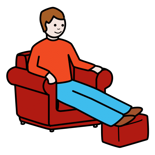 Un hombre sentado en un sillón rojo.